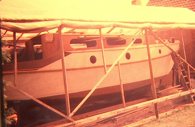 HPIM0240 boot.JPG HPIM0240 boot.JPG